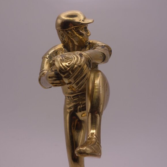 Baseball Pitcher Statue - Made in Taiwan Republic of China - Picture 9 of 16